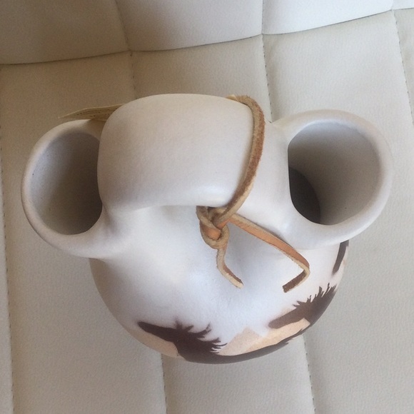 NWT The Legend of the Wedding Vase - Picture 4 of 5